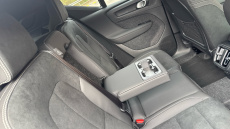 Volvo XC40 2.0 B3P Plus Black Edition 5dr Auto Petrol Estate